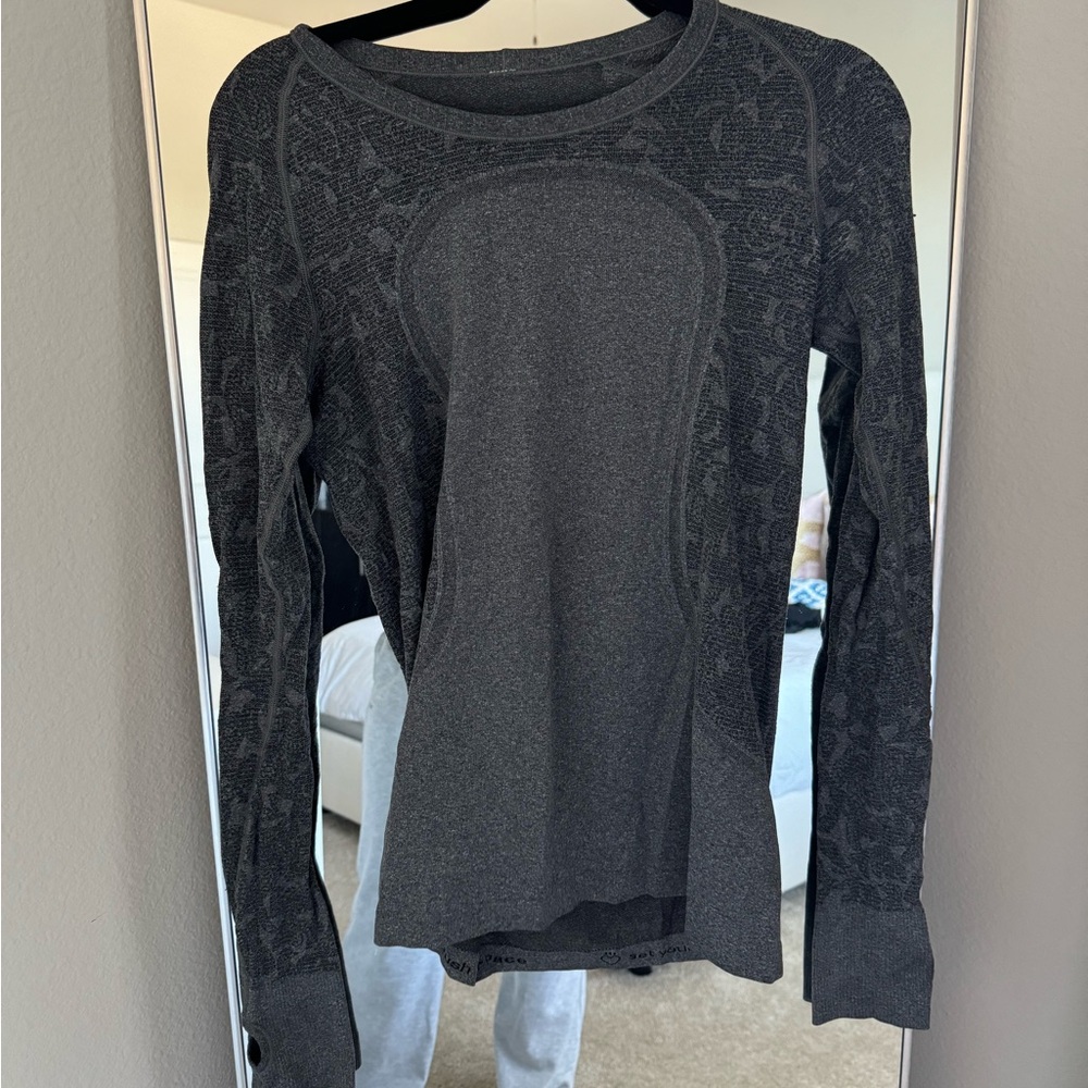 Lululemon swiftly long sleeve tee